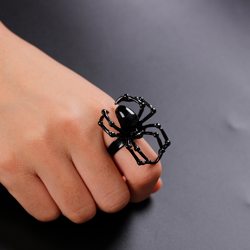 Halloween Neo-gothic Spider Ring