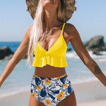 Print bikini with ruffles